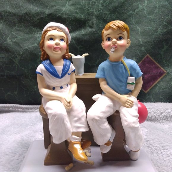 Saturday Evening Post figurine style #003 - Picture 10 of 11